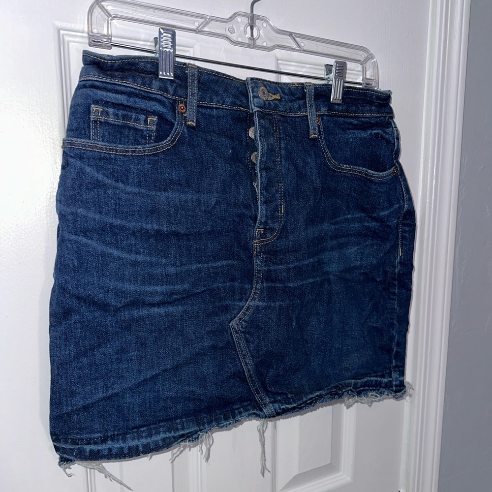 Old Navy Dark Blue Denim Mini Skirt - Picture 2 of 6